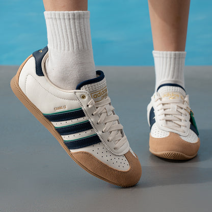 Adidas Originals Women's Skate Shoes Low Top LA1355