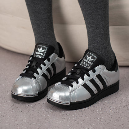Adidas Originals Women's Skate Shoes Low Top IH1599