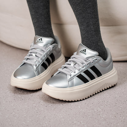 Adidas Women's Casual Shoes IH9110