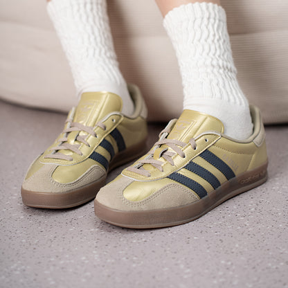 Adidas Originals Women's Skate Shoes Low Top JR2404