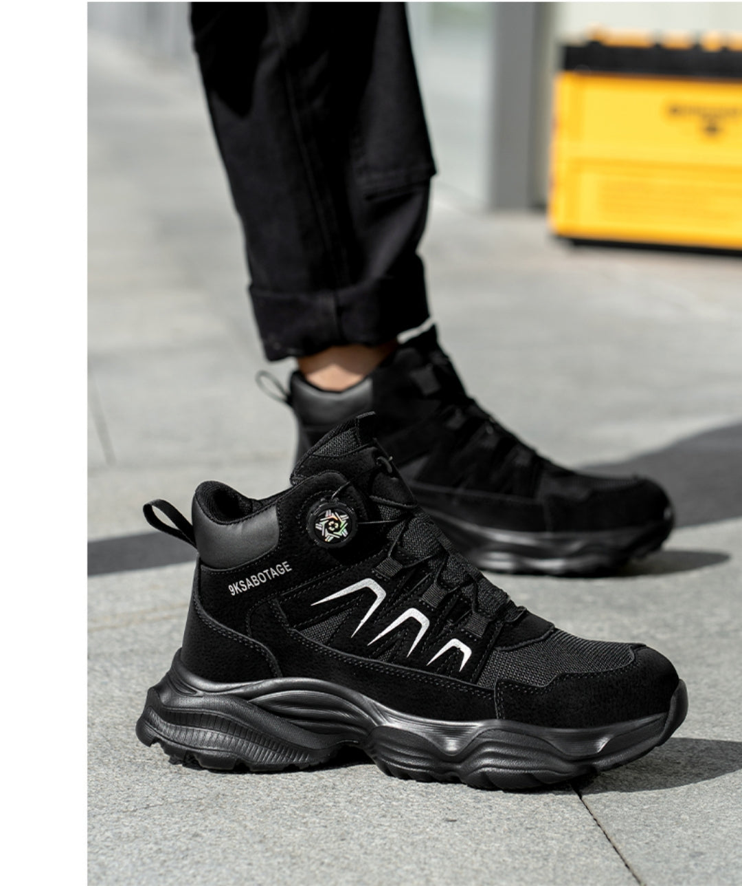 MEN | Outdoor Sneakers